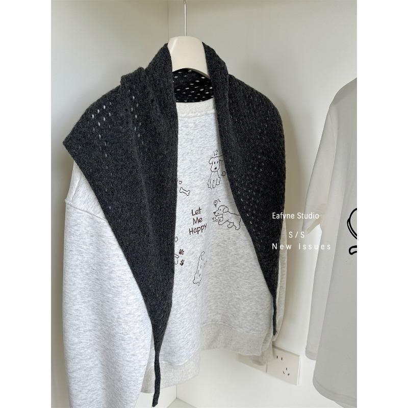 Solid Color Shawl Scarf Women's Warm Autumn and Winter Outerwear with Hollowed Out Knitted Fabric