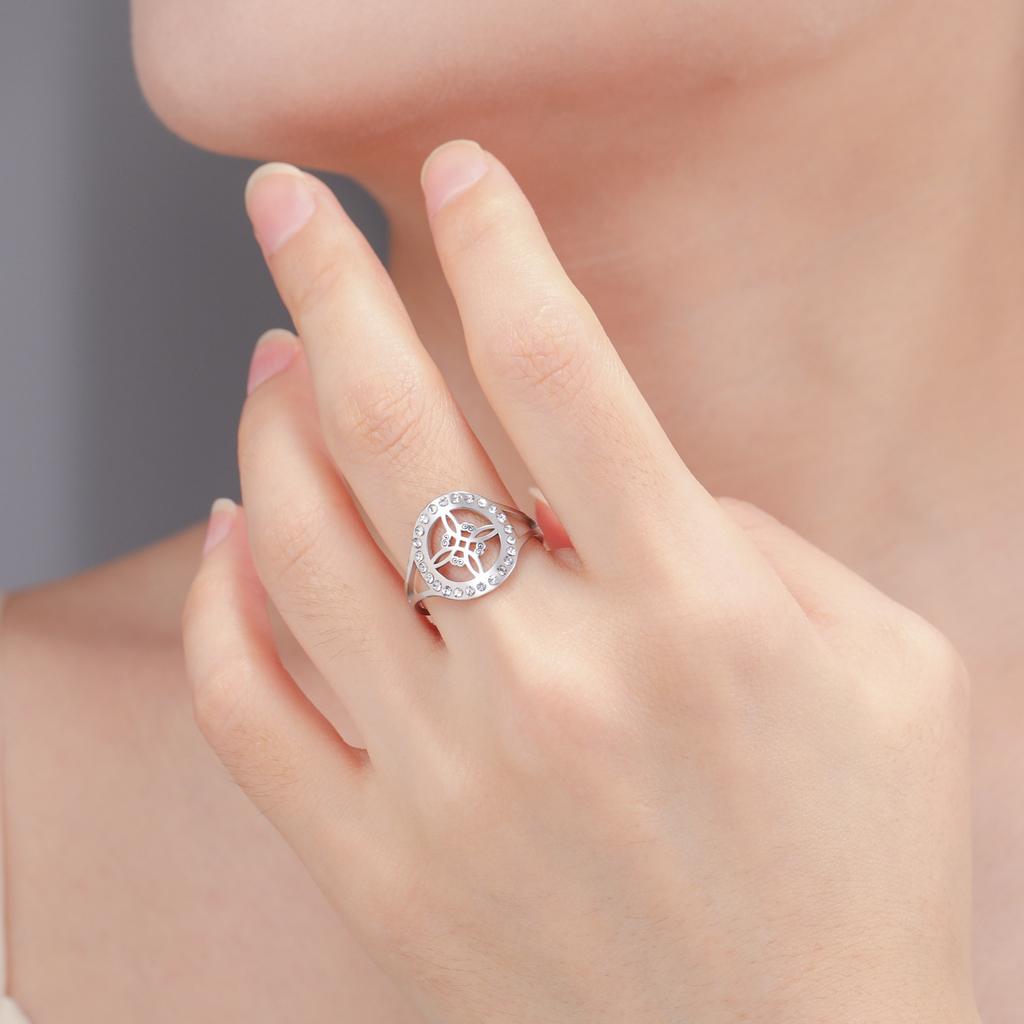 Adjustable Four S Point Diamond Titanium Steel Ring Witch Knot Design Women's Jewelry