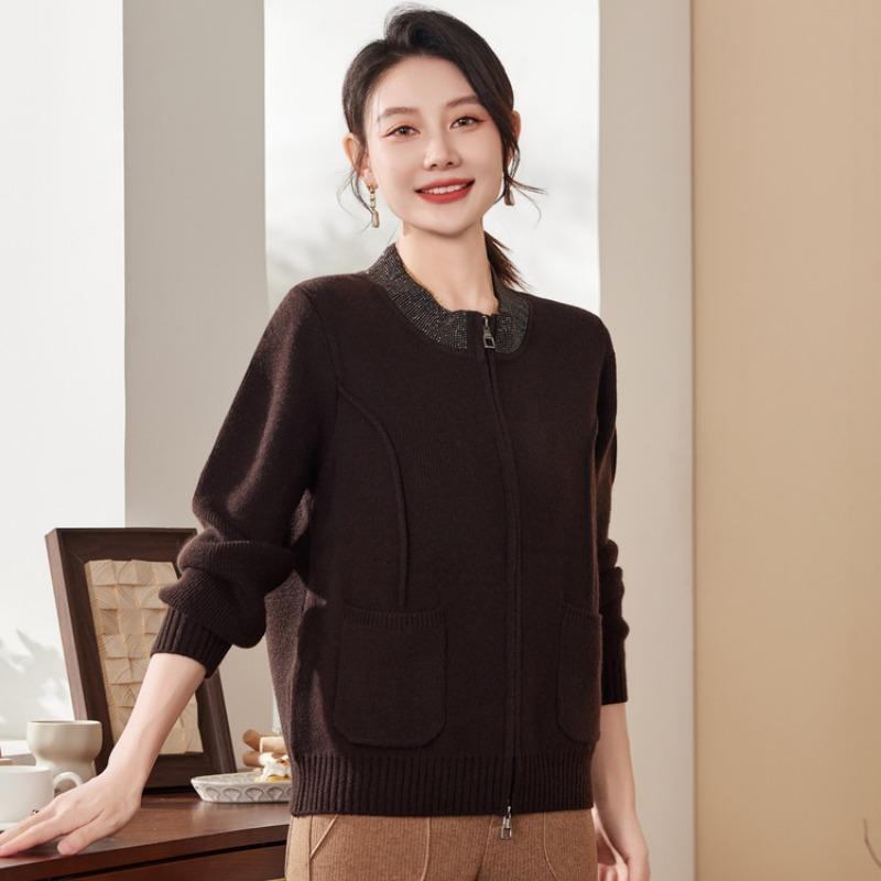 New middle-aged and old women's clothing noble thickened sweater jacket middle-aged mother autumn clothing knitted clothes