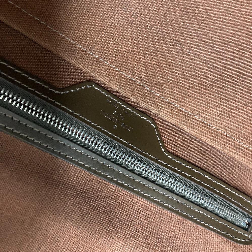 Louis Vuitton M30868 Taiga  Crossbody Bag Messenger Bag Shoulder Bag