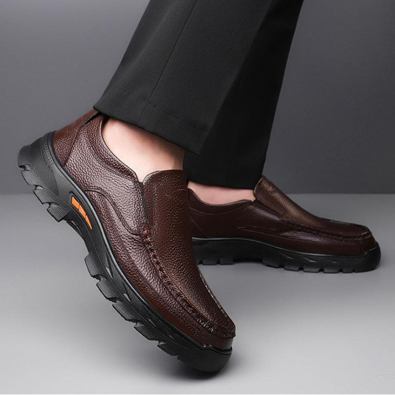 Fashion Retro Cow Leather Loafers for Men Spring Autumn Soft-soled Men's Platform Dress Shoes Fashion Casual Male Driving Shoes