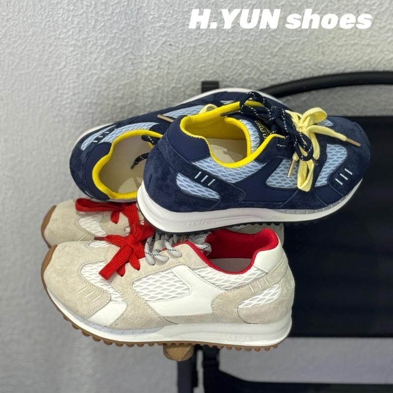 Breathable retro mesh women's new thick-soled inner height increase versatile casual sports running shoes