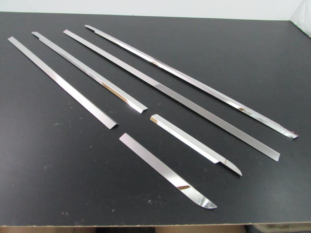 BRIGHTZ Finish Stainless Steel Window Moulds for Toyota Hilux Surf Hilux Ultra-Mirror (6-Piece Set) 180/185 (KDN185W, KZN185G, KZN185W, RZN180W,