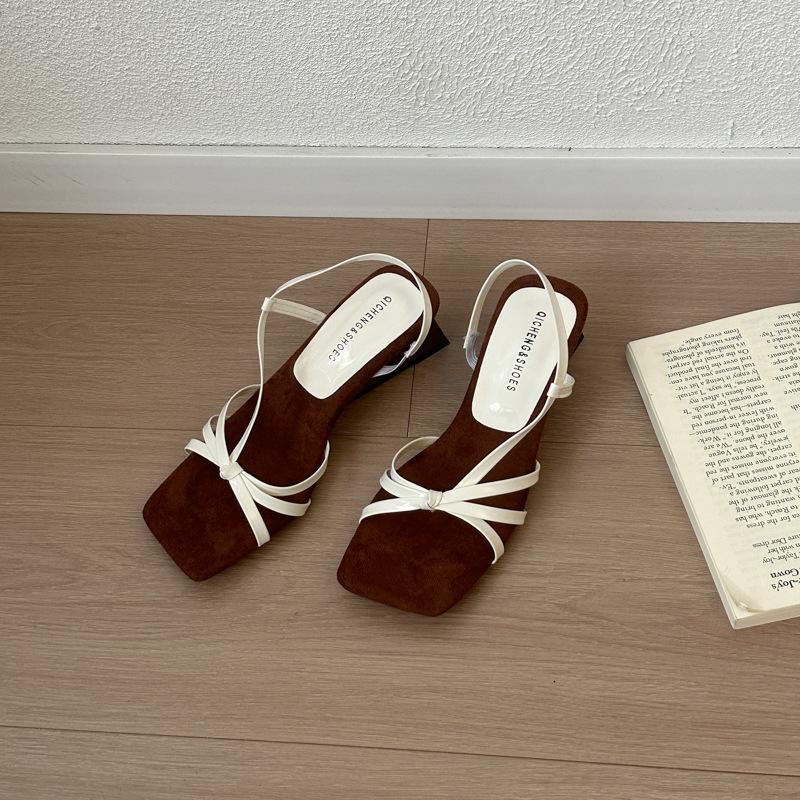 Summer thin belt retro square head wedge sandals 2025 new temperament matching skirt one-word belt sandals women's Roman sandals