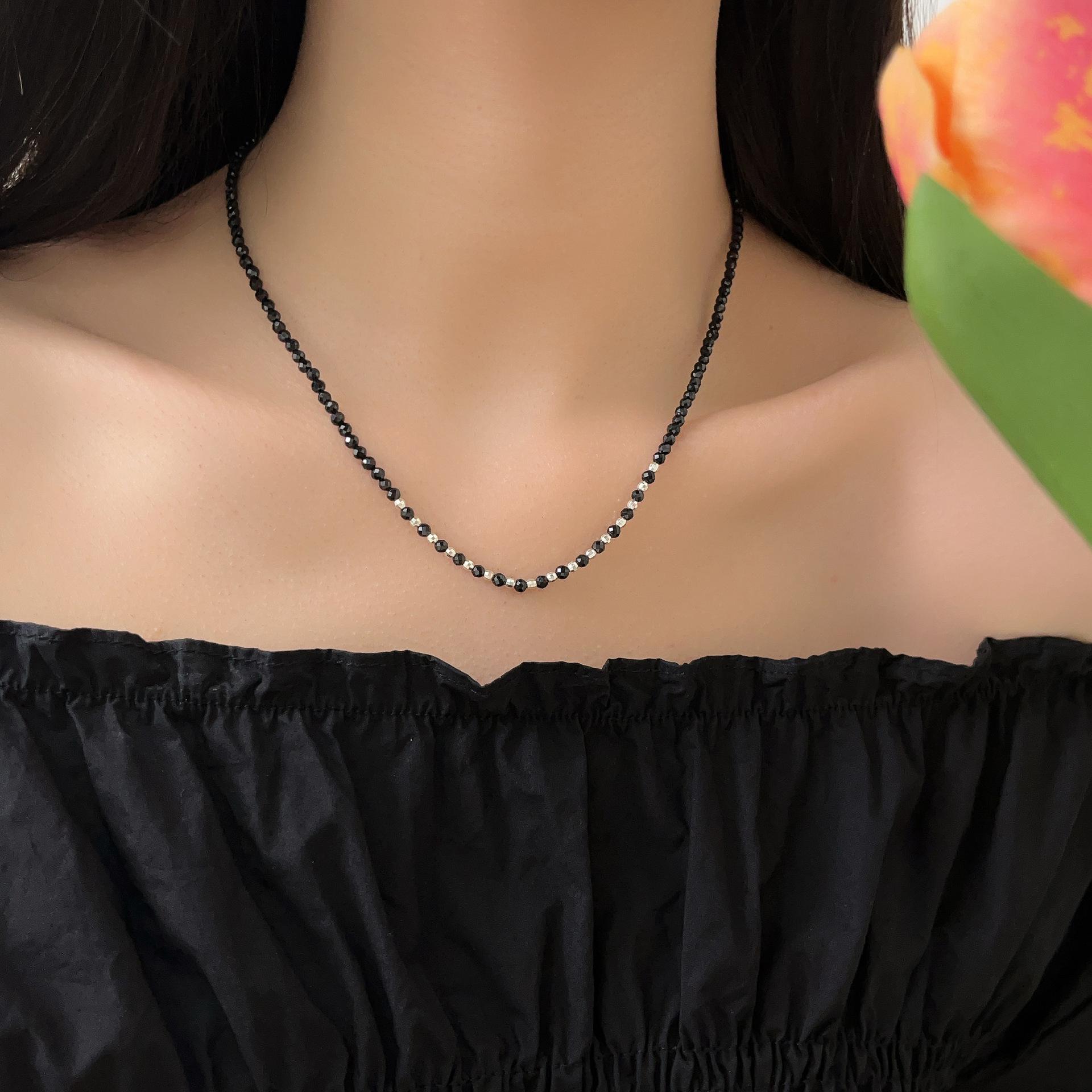 

Чокер из стерлингового серебра 925 пробы с черным агатом - Европейский и американский стиль, Изысканное мастерство, Нишевый дизайн 925 Silver