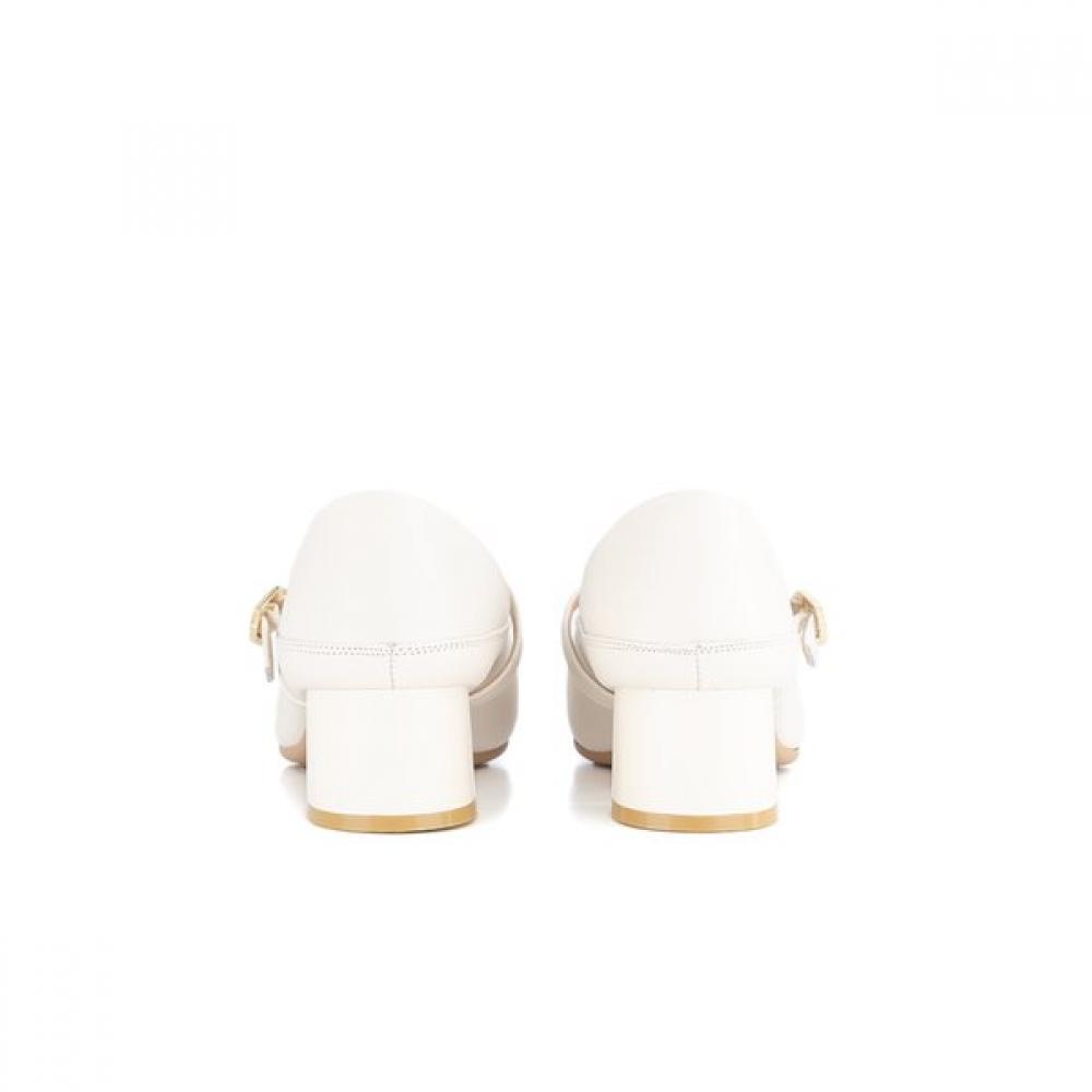 BeCCaCCino Women S ShoeS  C 1320 