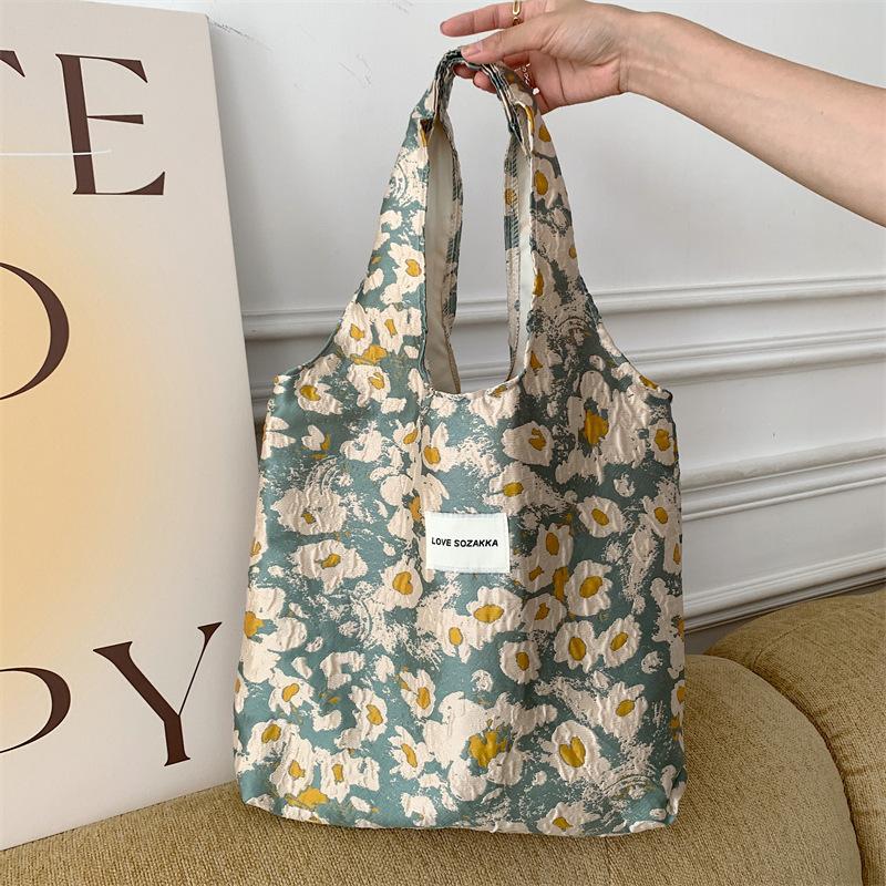 

Полотняна сумка великої місткості. Жіноча сумка. Мила квітка. Студентська сумка через плече. Сумка-жилет