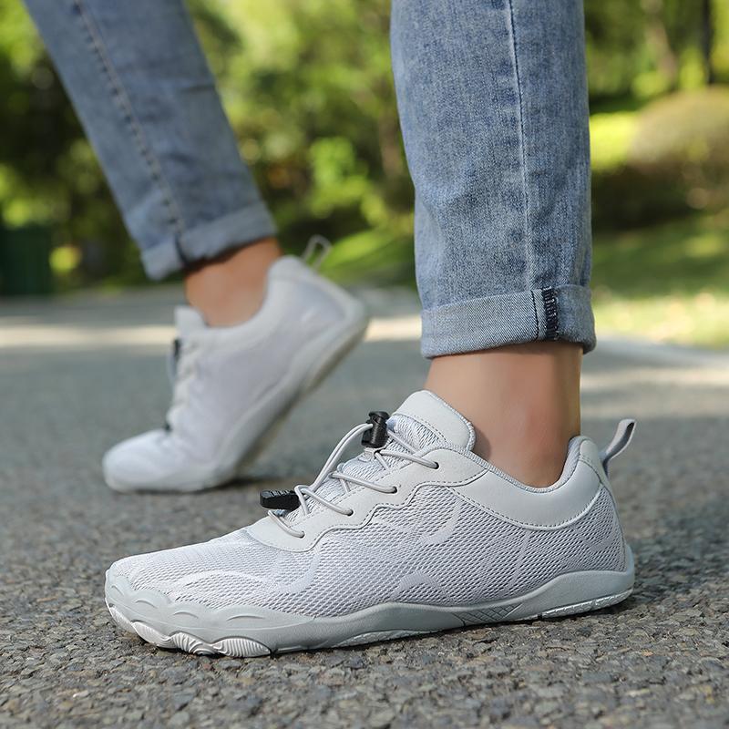Anti-slip Outdoor Sports Shoes Barefoot Hiking Shoes Men Women Breathable Camping Trekking Sneakers Climbing Shoes