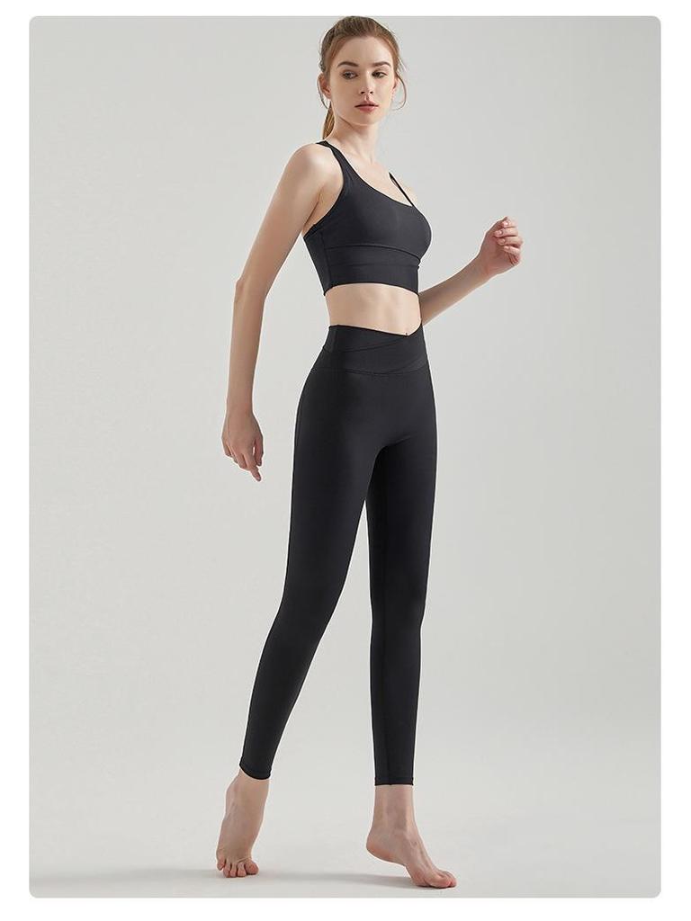 High-Impact Women's Color-block Yoga Set: Shockproof Sports Bra & Vest