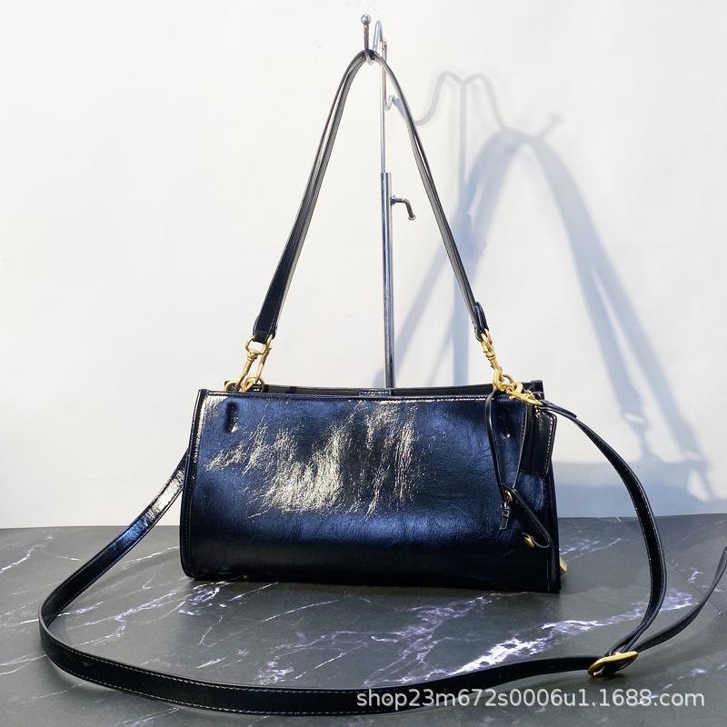 Luxury Retro Shoulder Bag Oil-waxed Leather Women s Handbag New Fashion Simple Underarm Bag High-quality Casual Commuter Bag