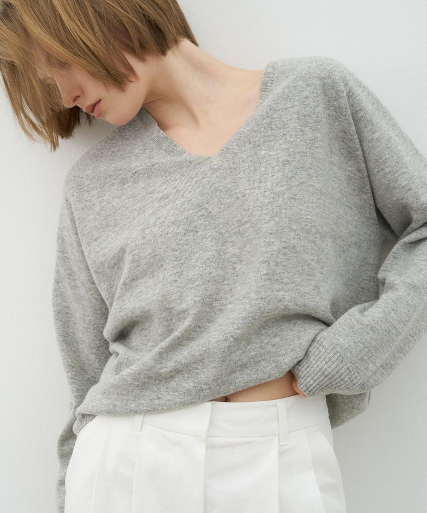 NOV Cashmere Holga V-Neck Knit_Melange Grey