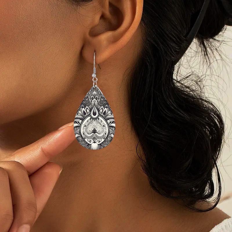 Bohemian Style Gery PU Earrings with Floral Vine Patterns, Fashion Earrings, Y2K Style Exquisite Earrings