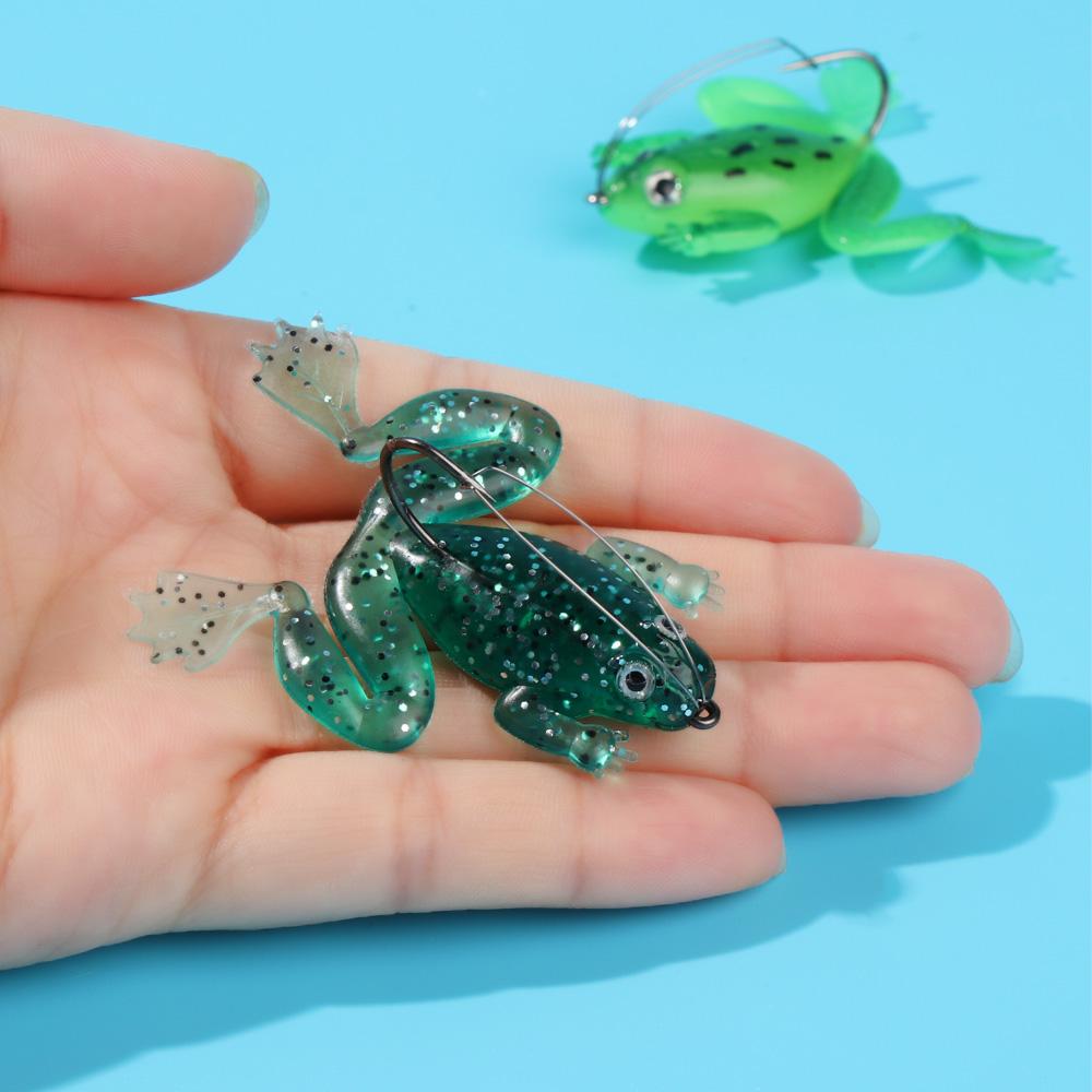 5.2g/6cm Hot Artificial Lifelike Spinner Sinking Rubber Frog Bass Bait Soft Fishing Lures