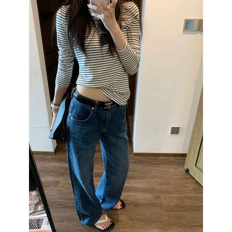 Women's Striped Long Sleeve Round Neck Slim Fit T-shirt for Spring and Autumn