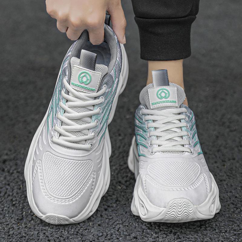New men s sports shoes mesh breathable men s shoes summer D printing casual shoes rubber and plastic sole explosion 39