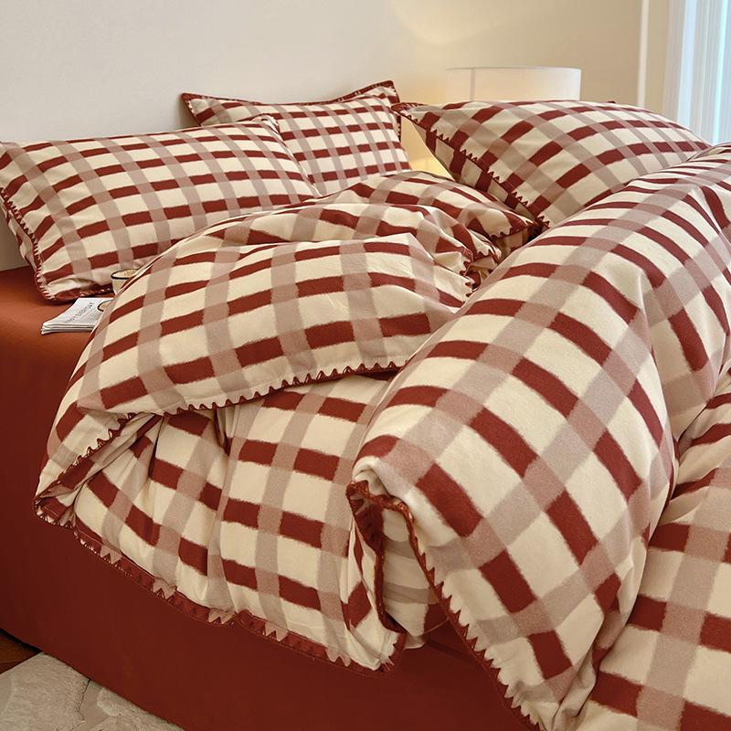 2025 New All-Cotton Flannel Bedding Set: Thick Quilt Cover, Triangular Edge, Warm Bed Sheet