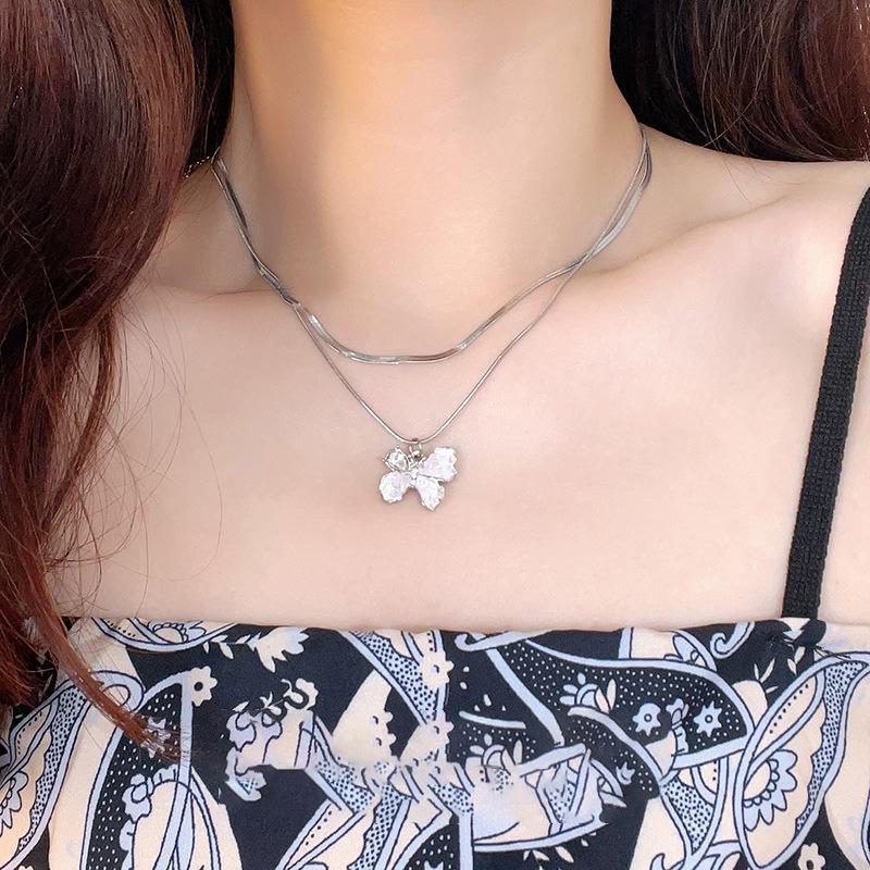 Sweet Dopamine Baroque Pearl Clavicle Necklace - French Fashion Temperament Jewelry for Women