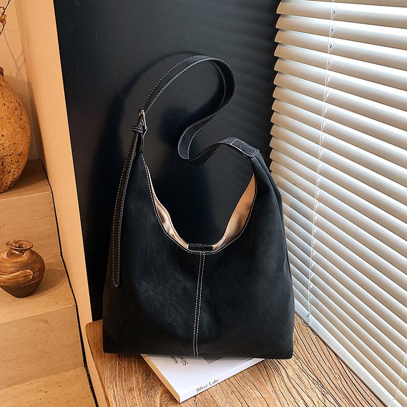 2026 New Fashi Casual Tote Faux Suede Solid Color Large Capacity Commuting Shoulder Bags Retro Waterproof Durable Bags