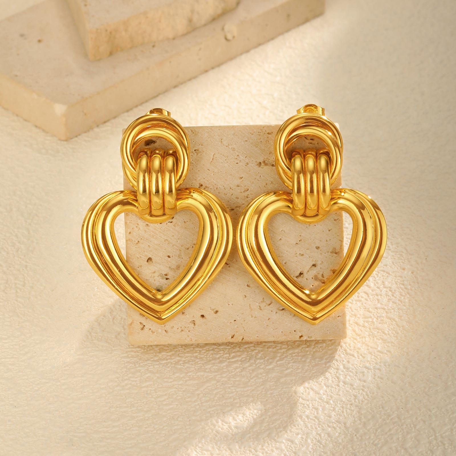 Classic Geometric Heart-shaped Stud Earrings for Women,18K Gold-plated Metal Twist Earrings,Trendy Jewelry Gifts