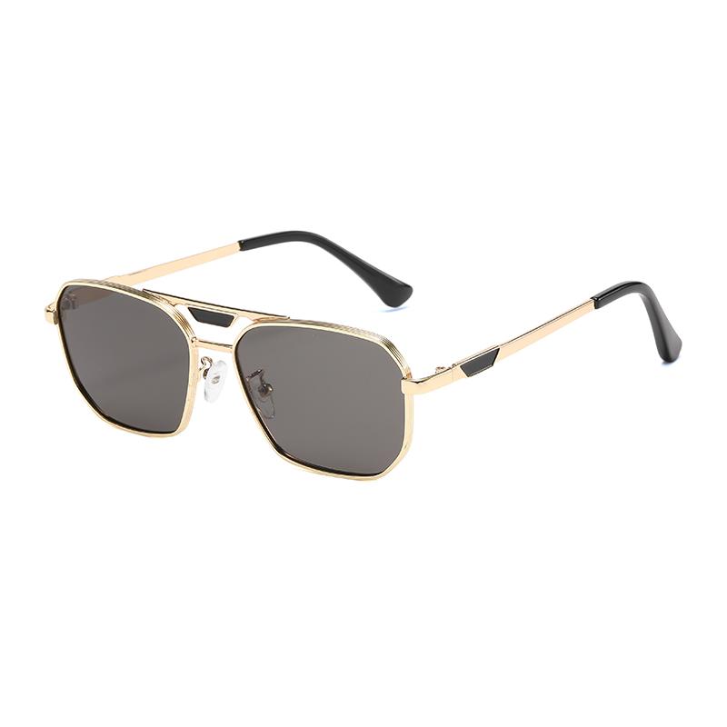 2024 New Fashion Customized Luxury Metal Eyewear Gold Frame Square Sunglasses with Retro Vintage Style and Personalized Logo