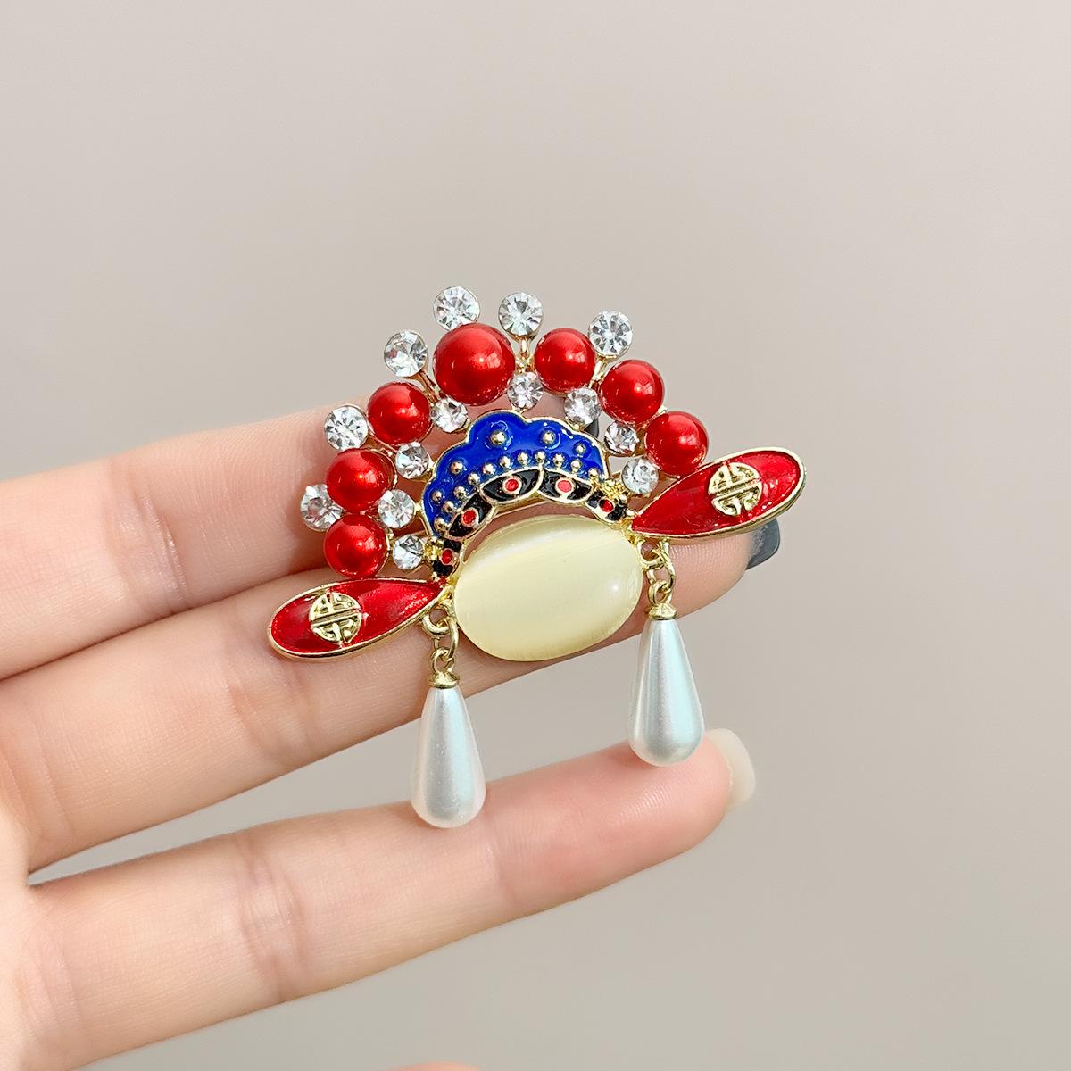 

New Chinese Style Imitation Pearl Traditional Beijing Opera Opal Pin Women s High End Banquet Pendant Brooch Badges Jewelry Gift золотой