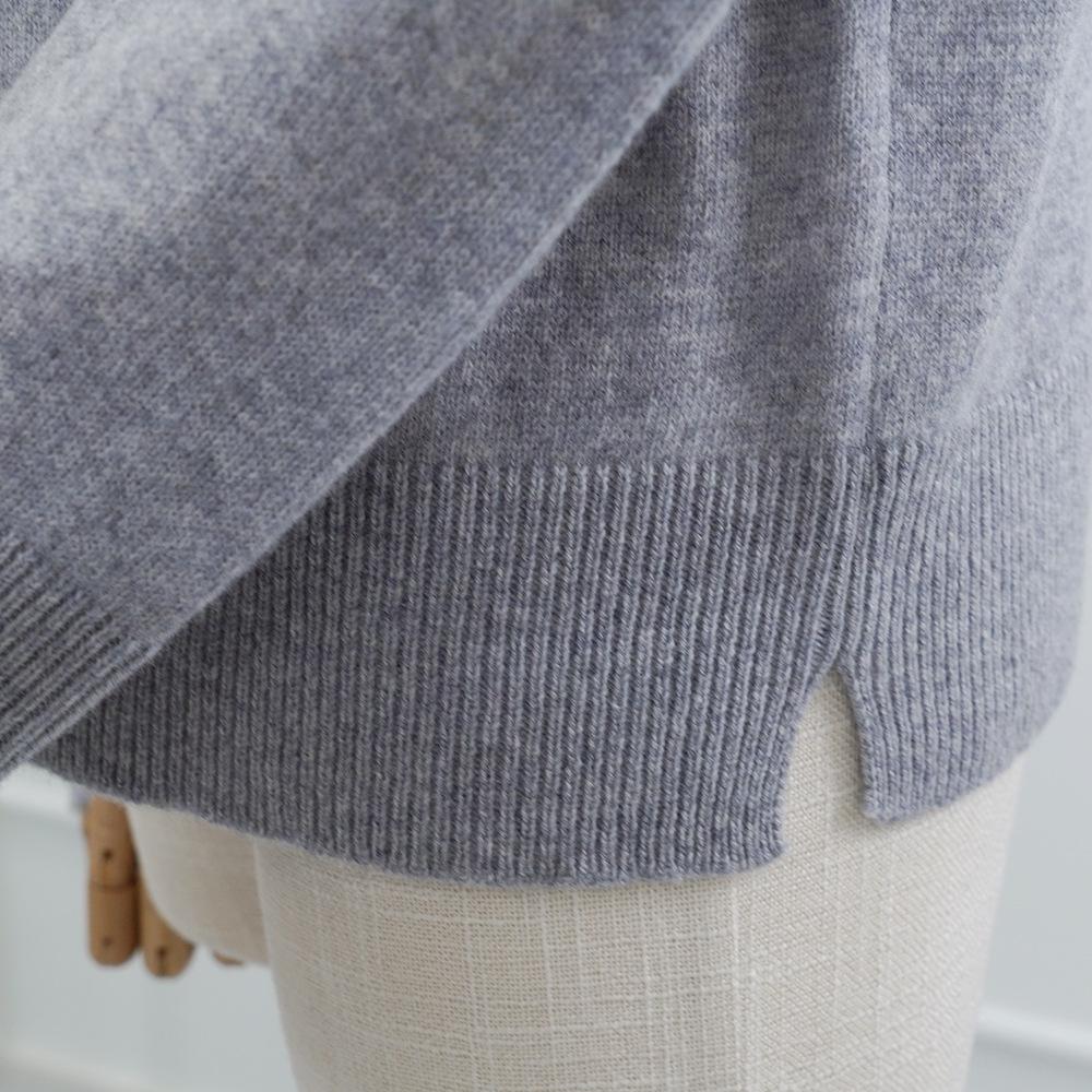 Women's Elegant Knitwear: Lace Patchwork Long Sleeve Cashmere Wool Sweater for Fall/Winter.