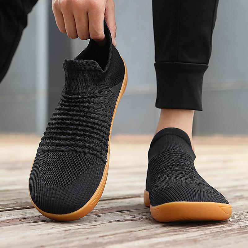Men's Wide-head Casual Shoes Slip On Flying Woven Sneakers