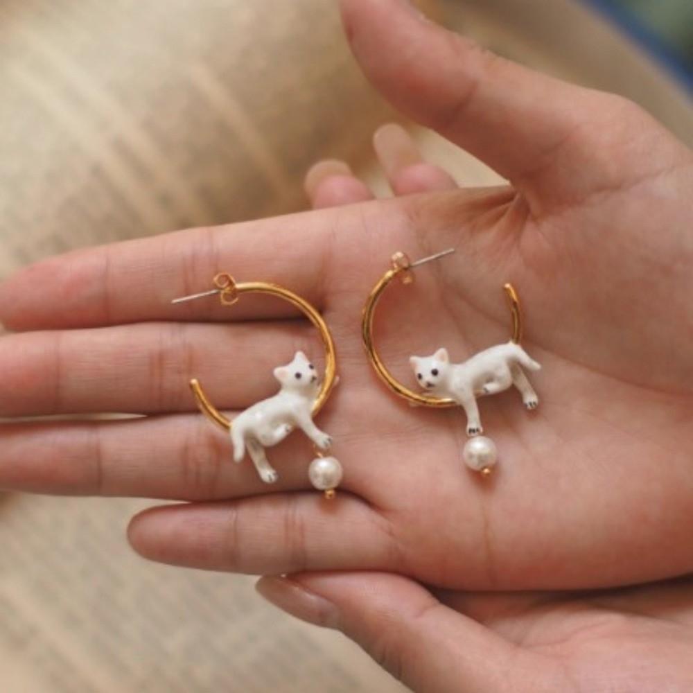 Aesthetic Pearl Pendant Necklace Animal Design Cat Neck Chain Enamel Cat Hoop Earrings Girls