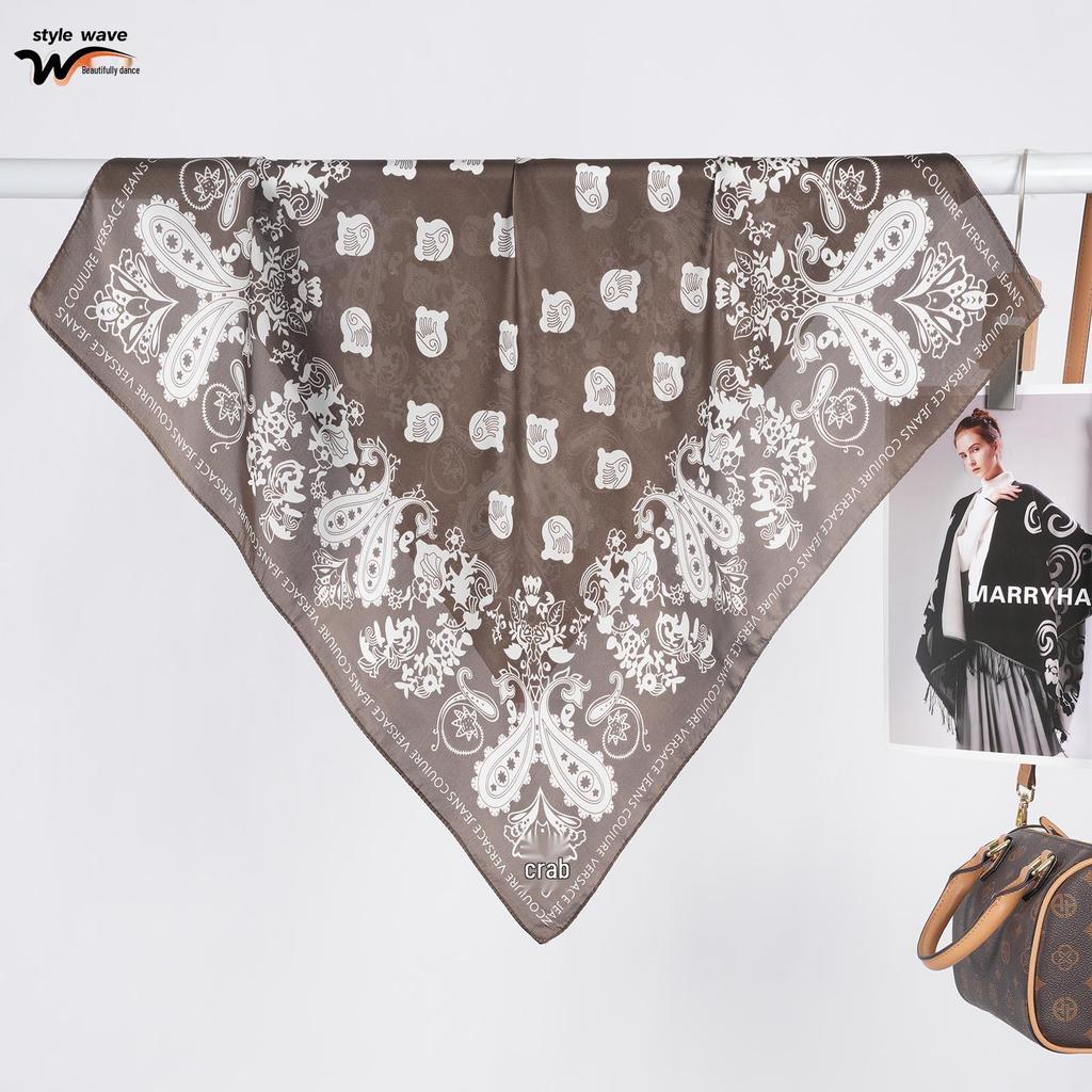 Versatile Paisley Retro Handprint Silk-Style Square Scarf for Women – Fashionable Neckerchief, Souvenir