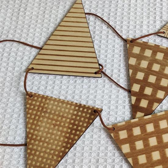 Proporczyk imprezowy Mocny, odporny na blaknięcie rekwizyt do zdjęć Wytrzymały, wielokrotnego użytku, tło, dekoracja ścienna Drewniana trójkątna flaga na przyjęcie urodzinowe do powieszenia w pomieszczeniach