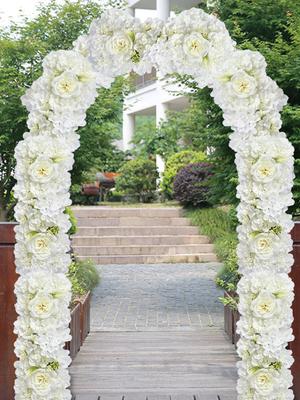 Boligdekorationer – Pynteblomster og -kranse