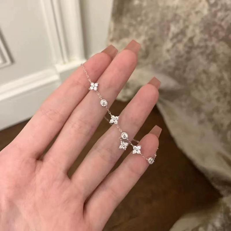 Retro Hollow Geometric New Style Exquisite and Fashionable Design Sense Niche and Simple Bracelet for Women