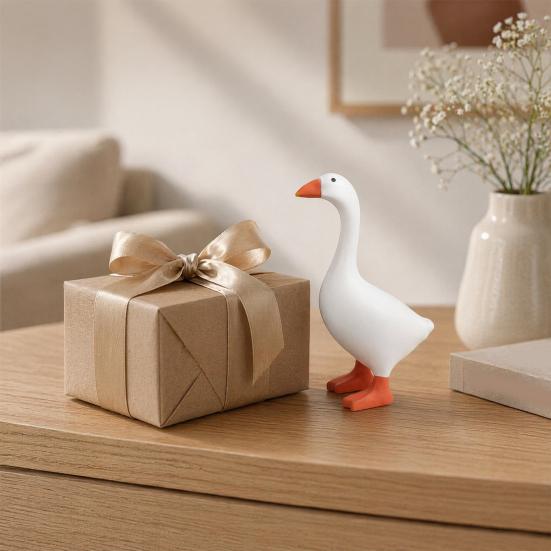Magnetic Duck Key Holder, 6.7 Inch White Resin Table Goose Statue with Strong Magnet for Keys And Small Metal Items, Cute Decorative Organizer for