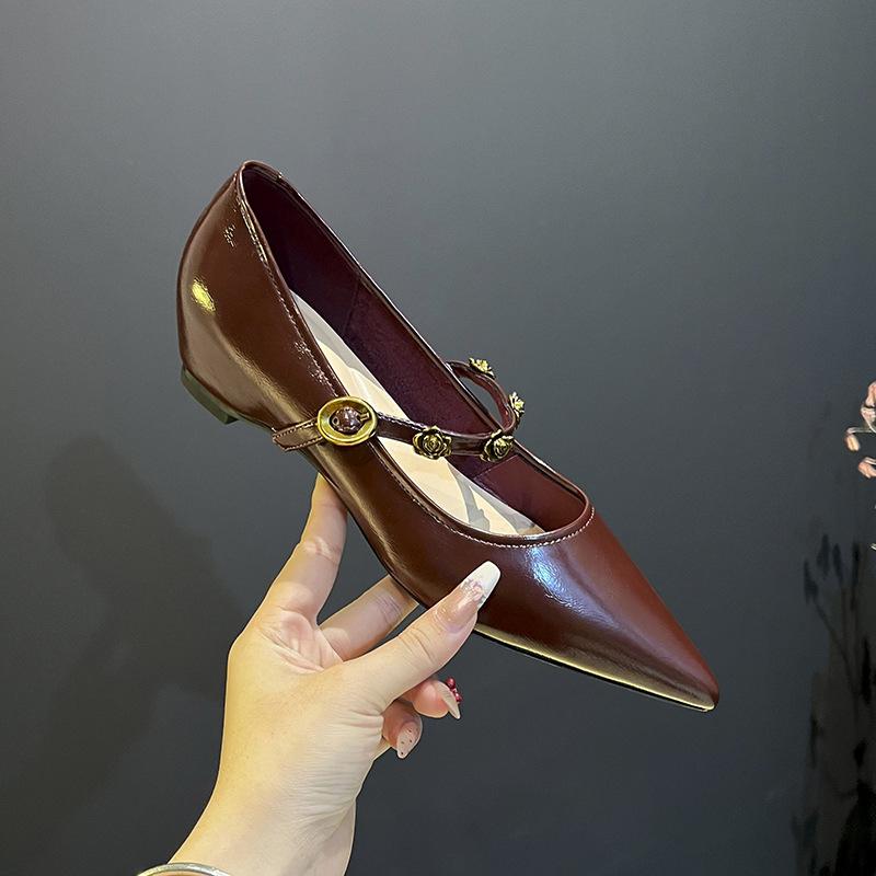Retro Temperament Small Man Inner Height Increase Single Shoes Women's Slope Heel Pointed Small Leather Shoes Versatile Soft Leather