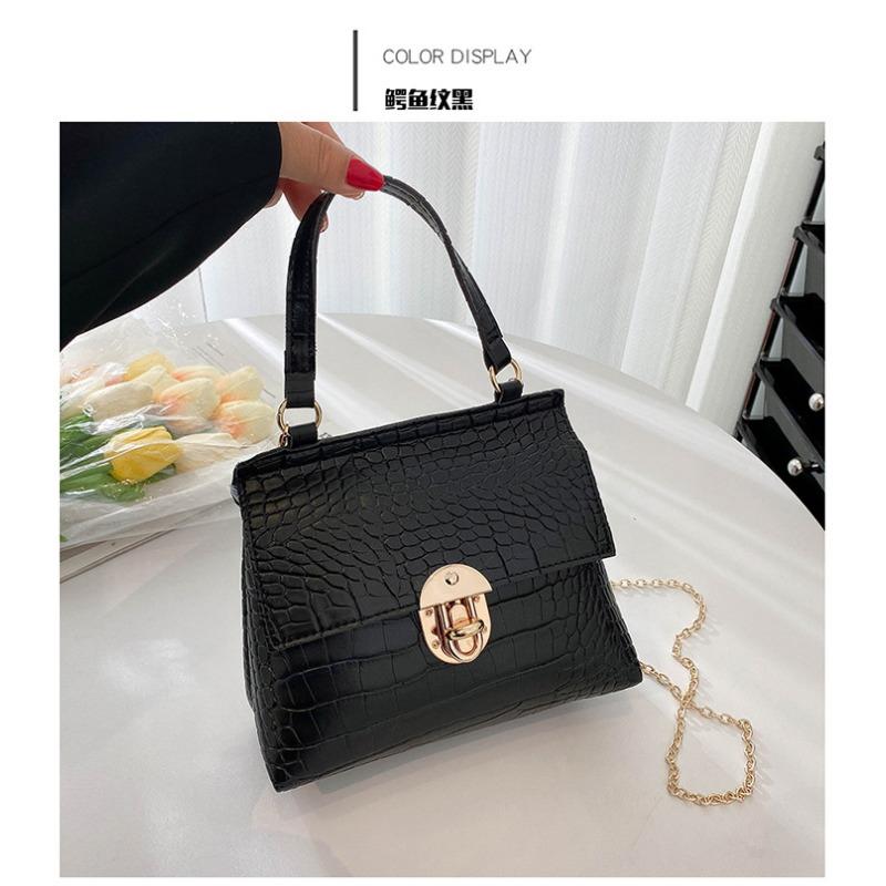 

Women s bag autumn new plain weave flat cover portable lock chain small square bag casual small bag