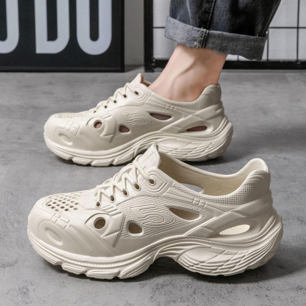 Men's Summer EVA Quick-Dry Non-Slip Closed-Toe Beach Sandals for Outdoor Sports and Camping