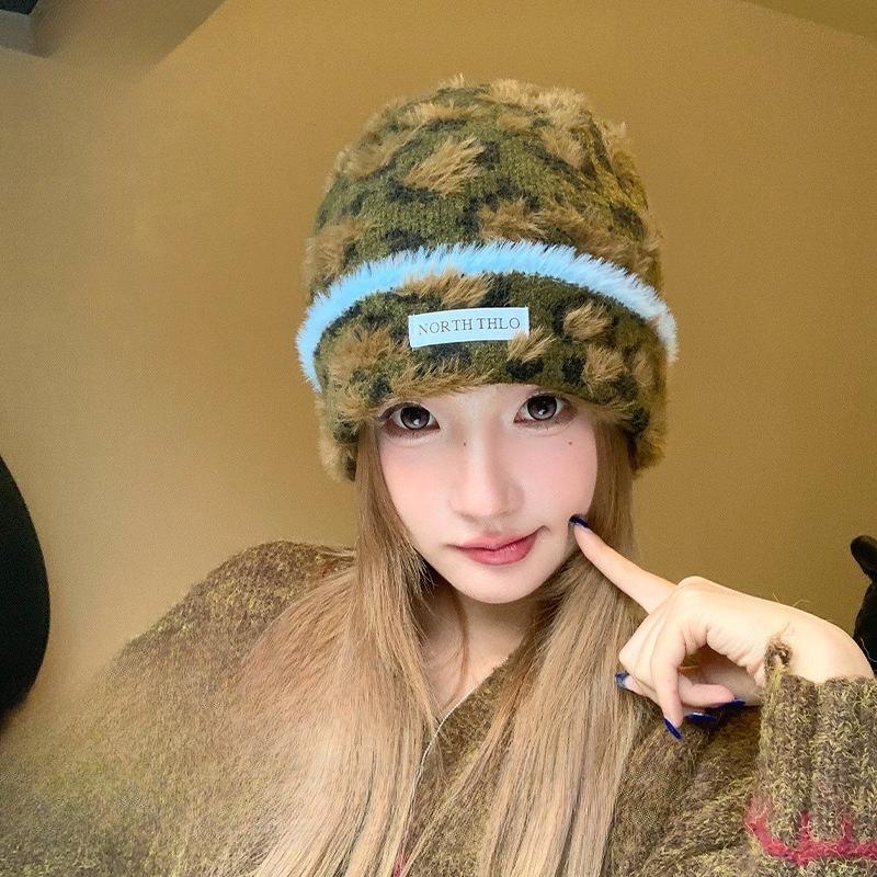 2026 autumn and winter new Korean leopard print knitted hat big head circumference showing face small wool hat fashionable versatile casual cold hat
