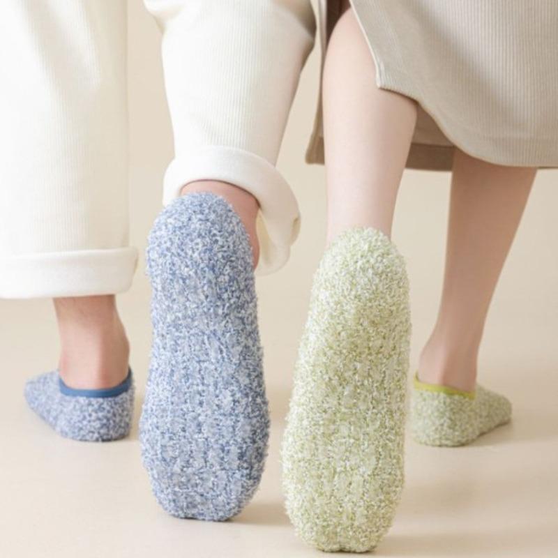 Autumn and Winter Coral Fleece Socks, Women's Shallow Mouth Thickened Warm Floor Socks, Half Fleece Boat Socks, Gel Solid Color Short Socks