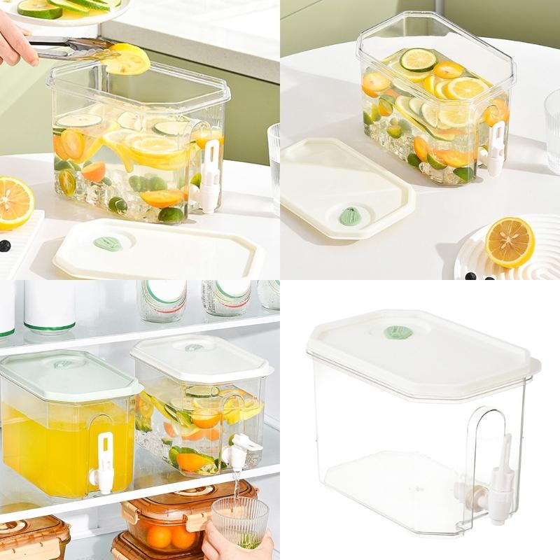 Portable Refrigerator Plastic Drink Dispenser With Tap Leak Proof Iced Beverage Container for Cocktails Juice Storage