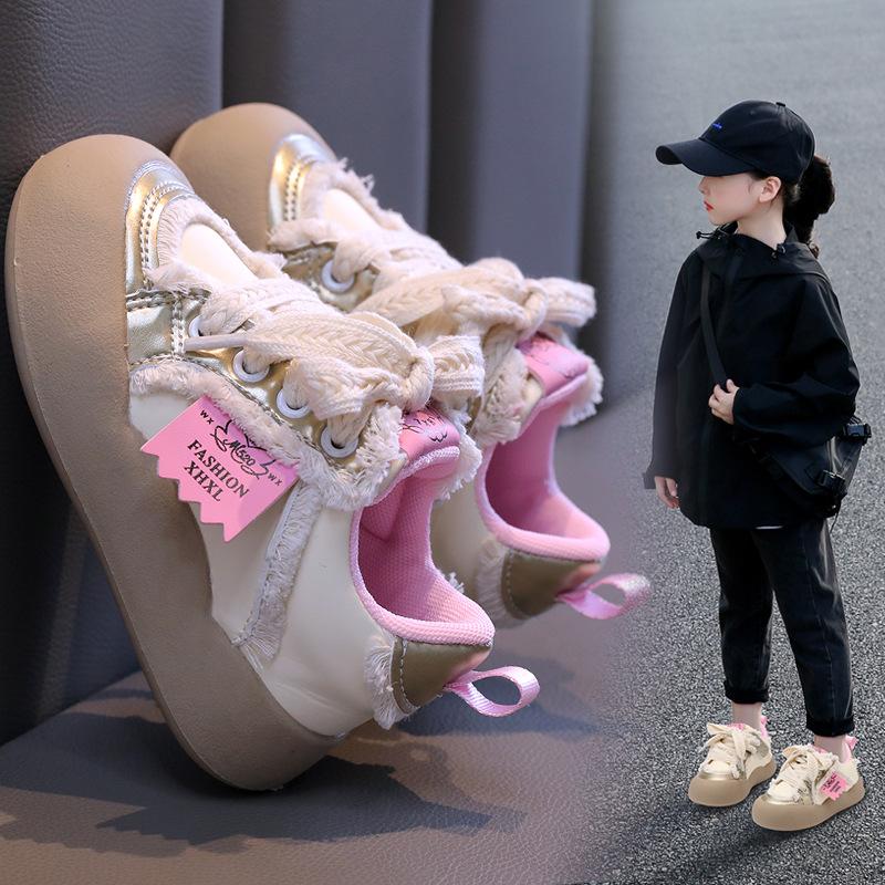 Girls shoes fashion board shoes 2025 spring and autumn new Korean version of children's soft-soled casual shoes little girl bread shoes