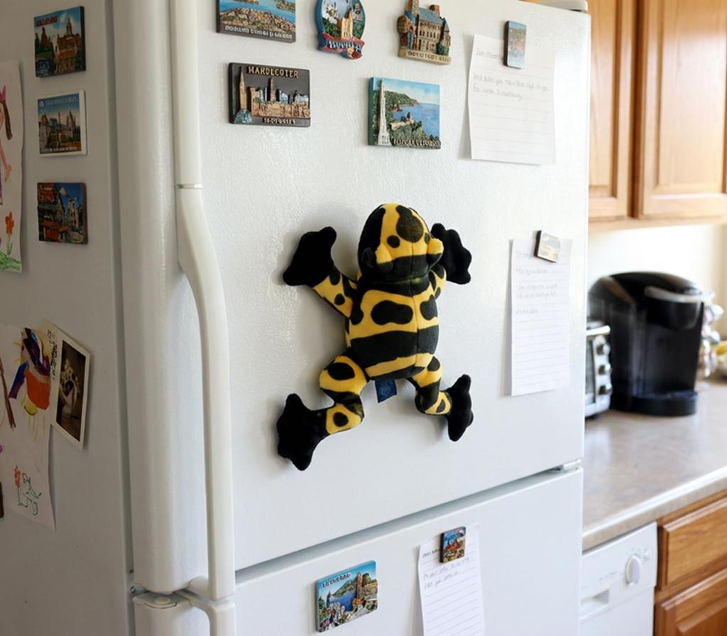Takeoff Plush Magnet - Yellow-banded Poison Dart Frog