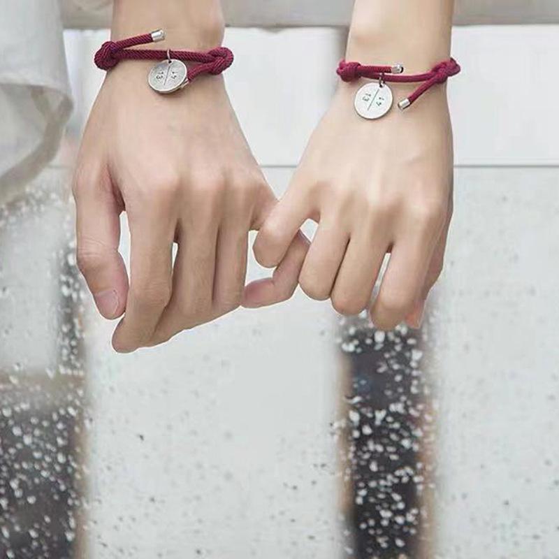 

Трендовый унисекс браслет из макраме с подвеской 1314 - Регулируемые парные украшения Dark Red Rope