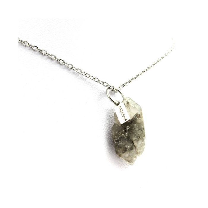 Pierres et Minéraux. Collier Gypse brut. 12.14 ct. Marcieu, Isère, France.