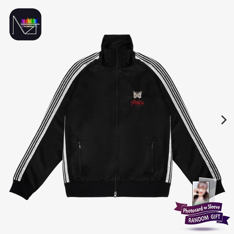 

[ПРЕДЗАКАЗ] ПРОДУКЦИЯ СОВМЕСТНОГО ПРОИЗВОДСТВА ИГЛЫ x Stray Kids : Куртка для бега - Poly Smooth TrackJacket 2