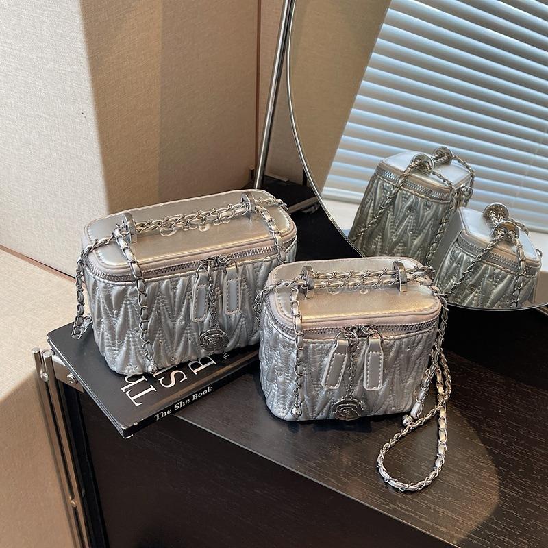 Niche Pleated Embroidery Thread Chain Square Box Bag New Trendy Fashion Versatile Small Square Bag Shoulder Messenger Bag