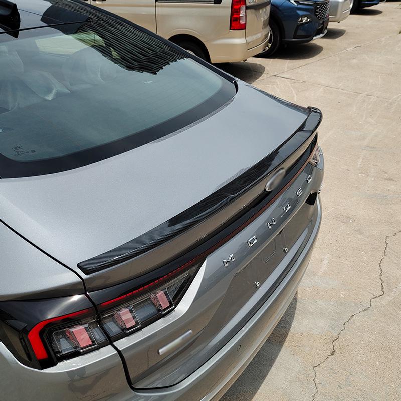 Compatible with 22 New Mondeo Models: Front Lip, Rear Wing, Wind Deflector, Rearview Mirror Corner, Triangle Louver Accessories.