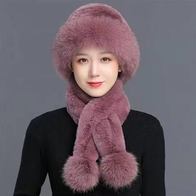 Women's Winter Warm Faux Fur Hat with Raccoon Rabbit Fur Scarf Set