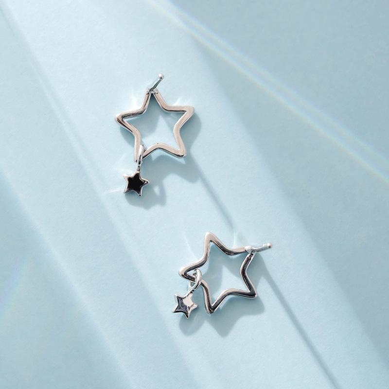 Fashion Cold Hollow Star Earrings Female Mori Literary Five-pointed Star Pendant Earrings Hipster Accessories