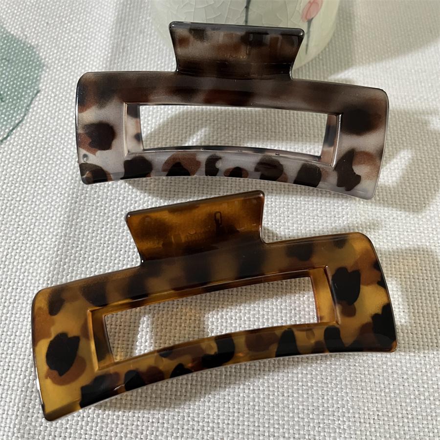 Vintage Leopard Print Hair Claw Clip Large Rectangular Secure Hold Hair Clip for Updos Elegant Hair Accessories Women Headwear
