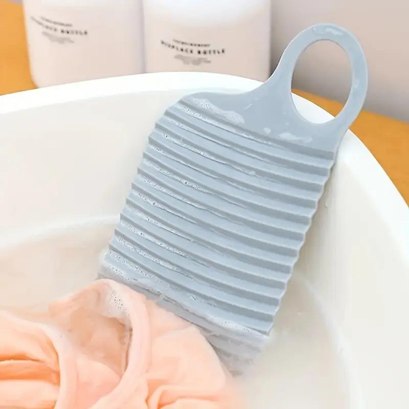 1PCS Portable Mini Washboard Student Dormitory Small Plastic Convenient Washing Board with Holes for Hanging Socks and Underwear